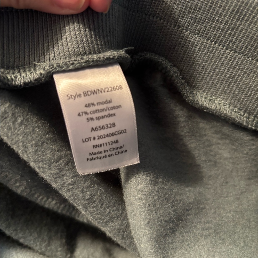 Barefoot Dreams Sage Straight Leg Pants - Picture 5 of 8
